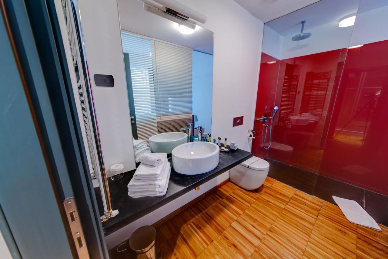 Отель Sarroglia Hotel Бухарест-25