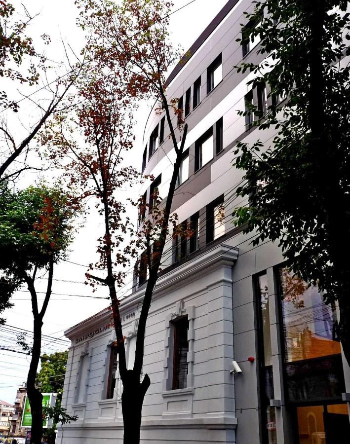 Отель Sarroglia Hotel Бухарест-9