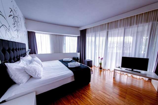 Отель Sarroglia Hotel Бухарест-38