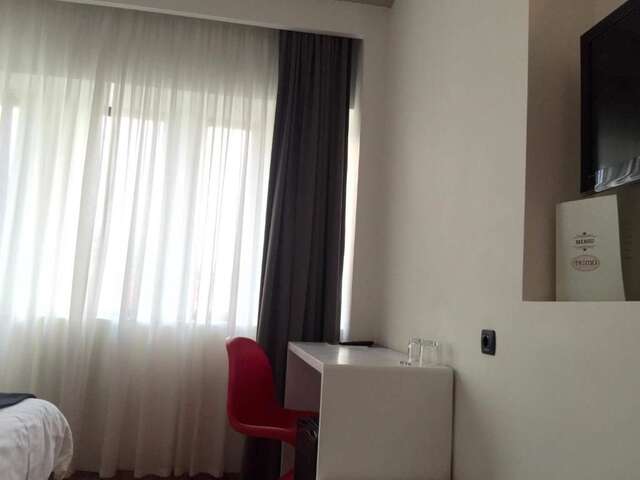 Отель Sarroglia Hotel Бухарест-53